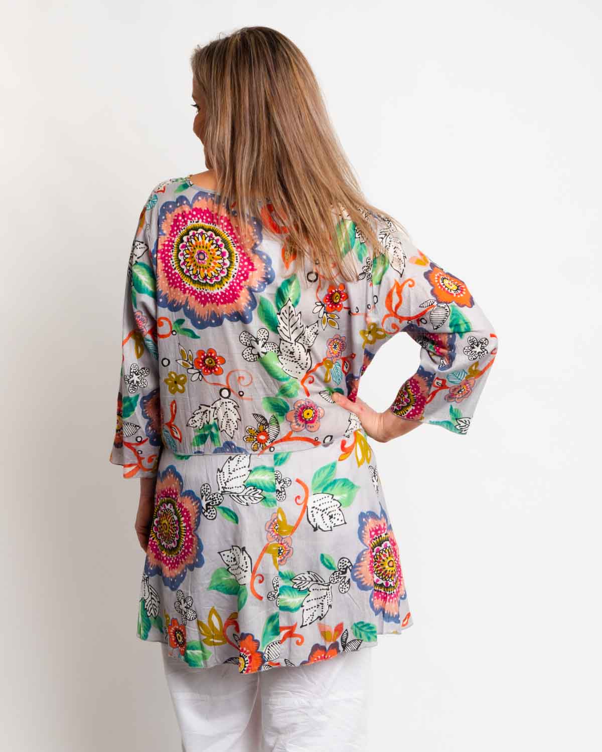 Daintree Top in Grey Pink Garden