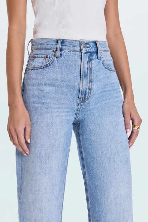 Wes Barrel Jean in Gaze