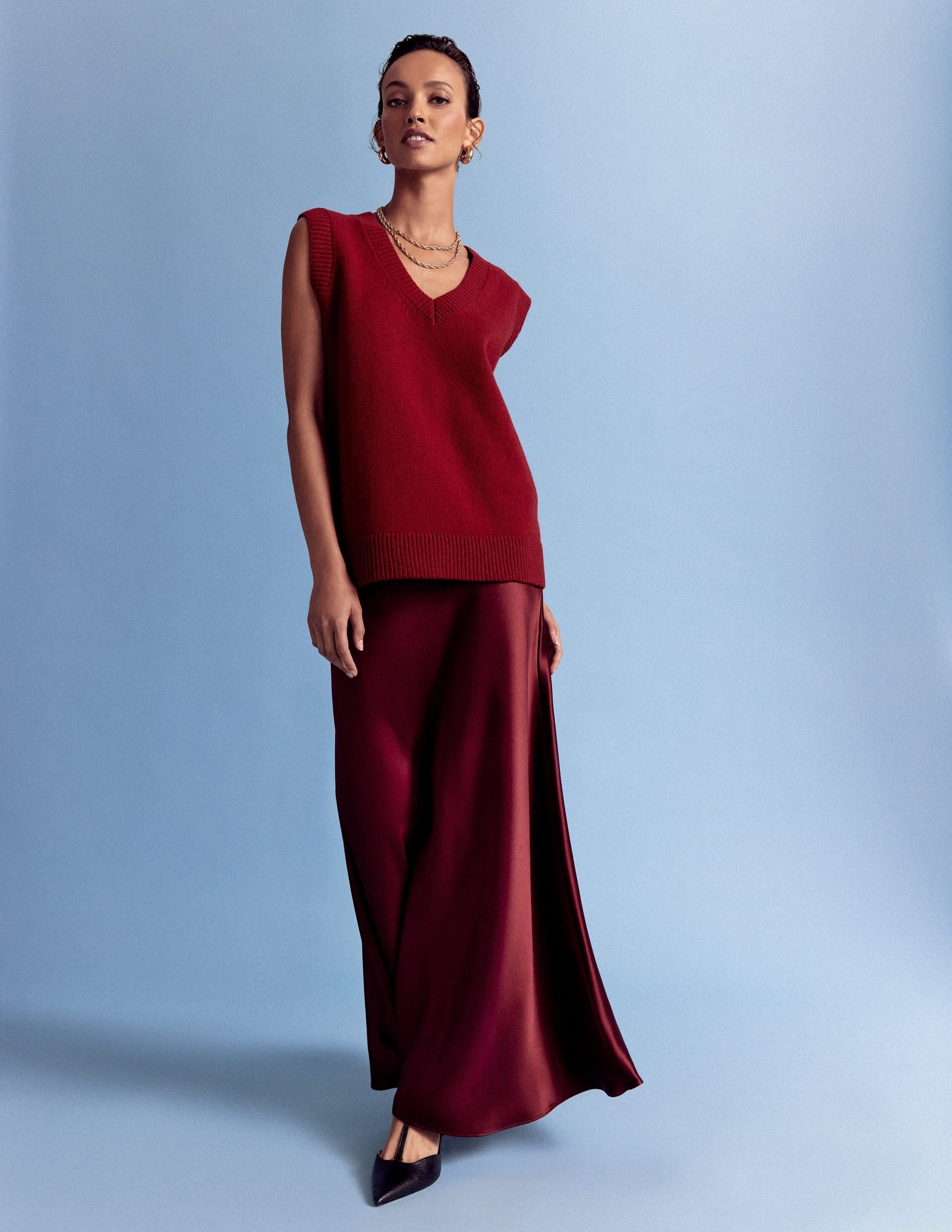 Marion Merino V-Neck Vest-Crimson Red