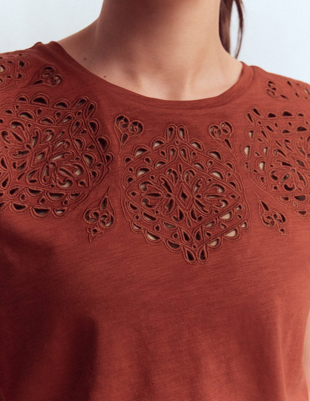 Willow Broderie T-shirt-Burnt Orange