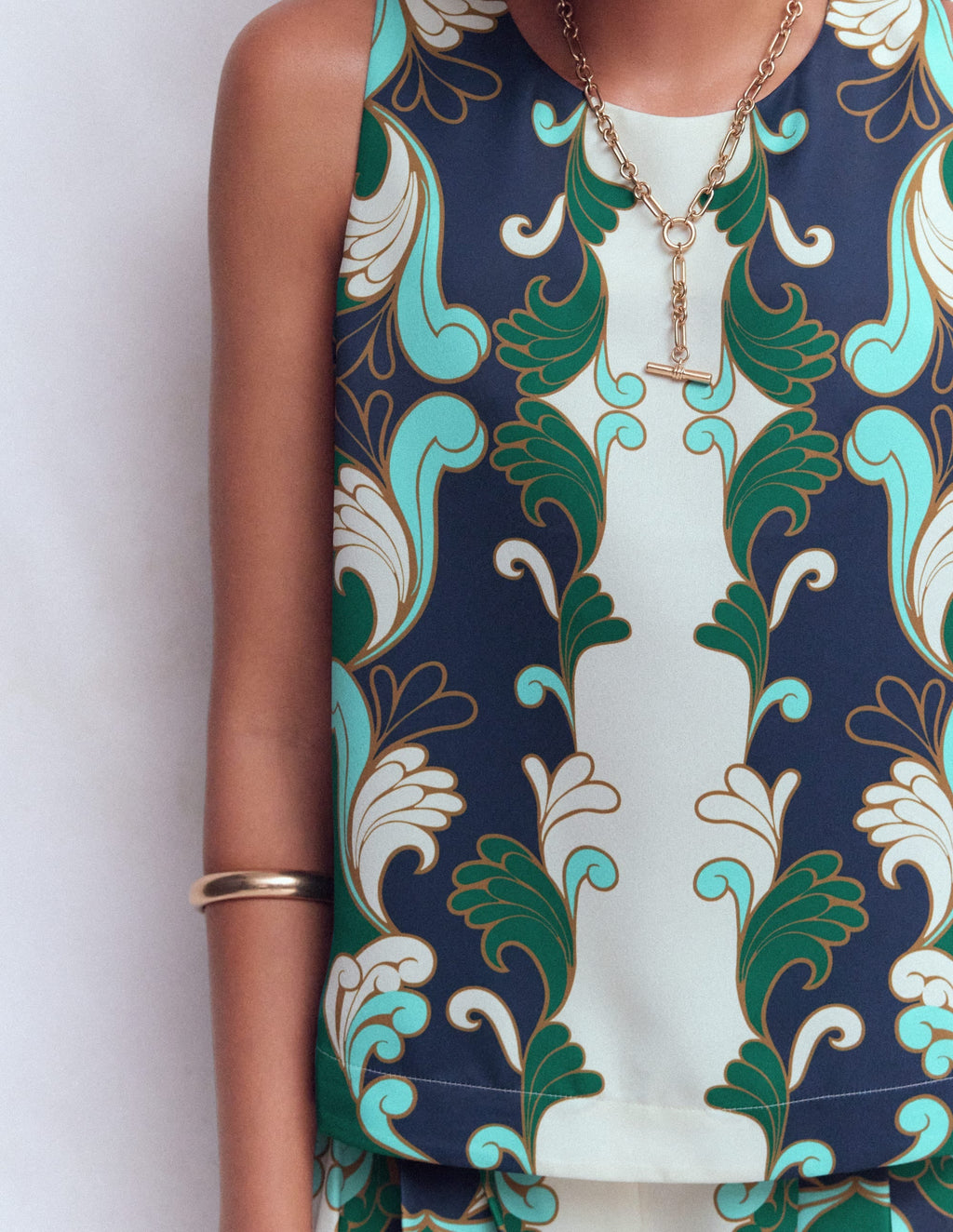 Relaxed Sleeveless Shell Top-Ivory, Foliage Whirl