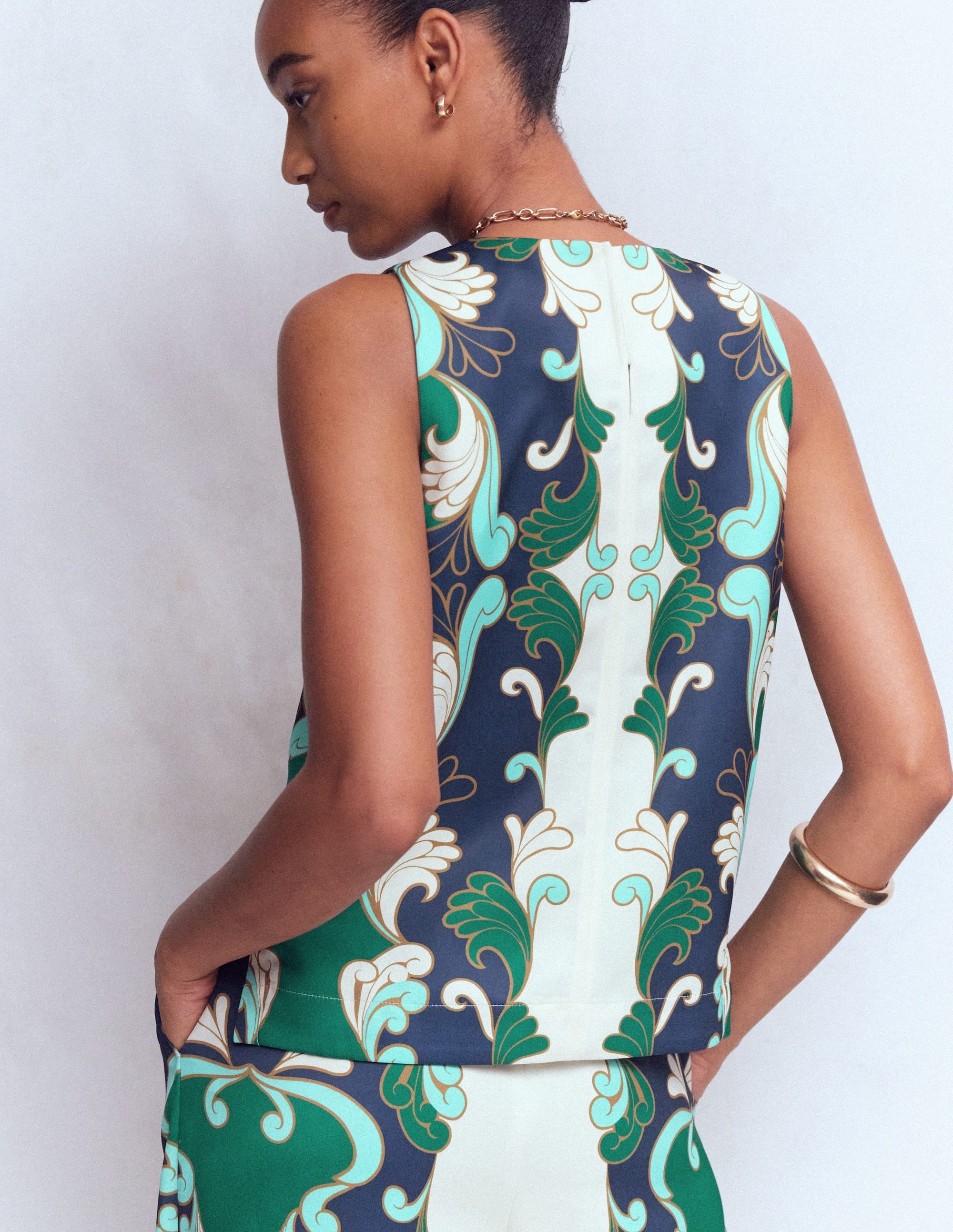 Relaxed Sleeveless Shell Top-Ivory, Foliage Whirl