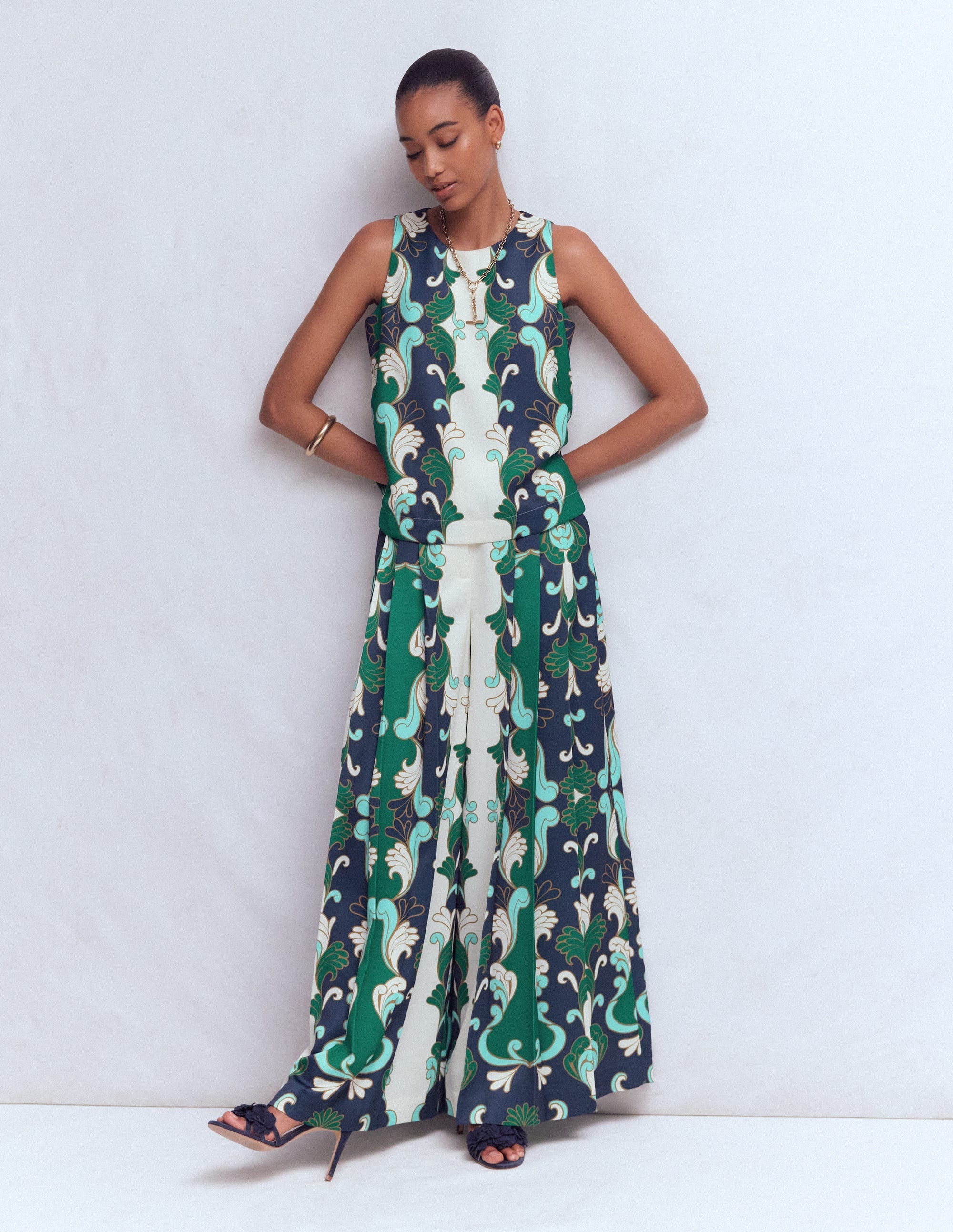 Relaxed Sleeveless Shell Top-Ivory, Foliage Whirl