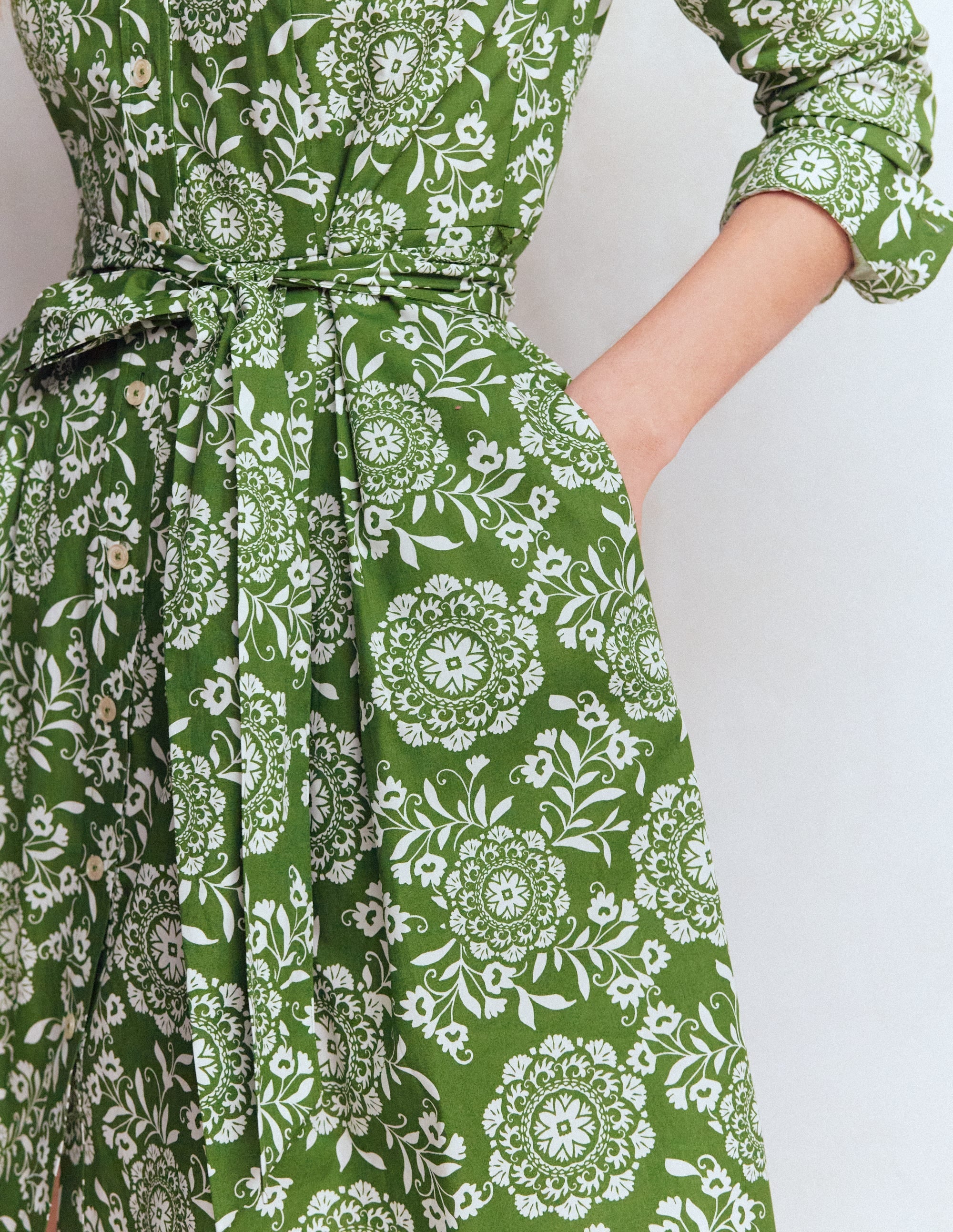 Alexa Long Sleeve Short Dress-Green, Decorative Blossom