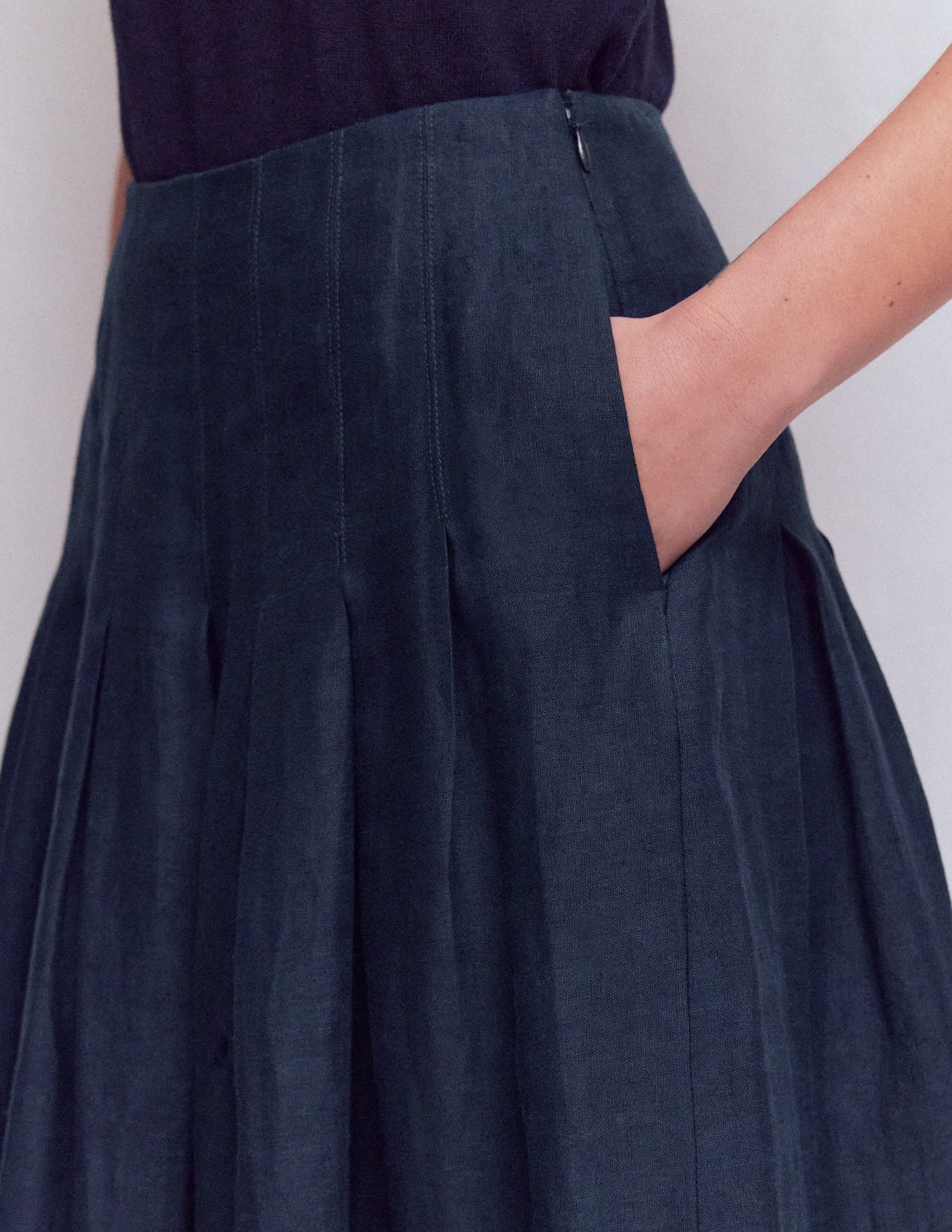 Valentina Linen Skirt-Navy