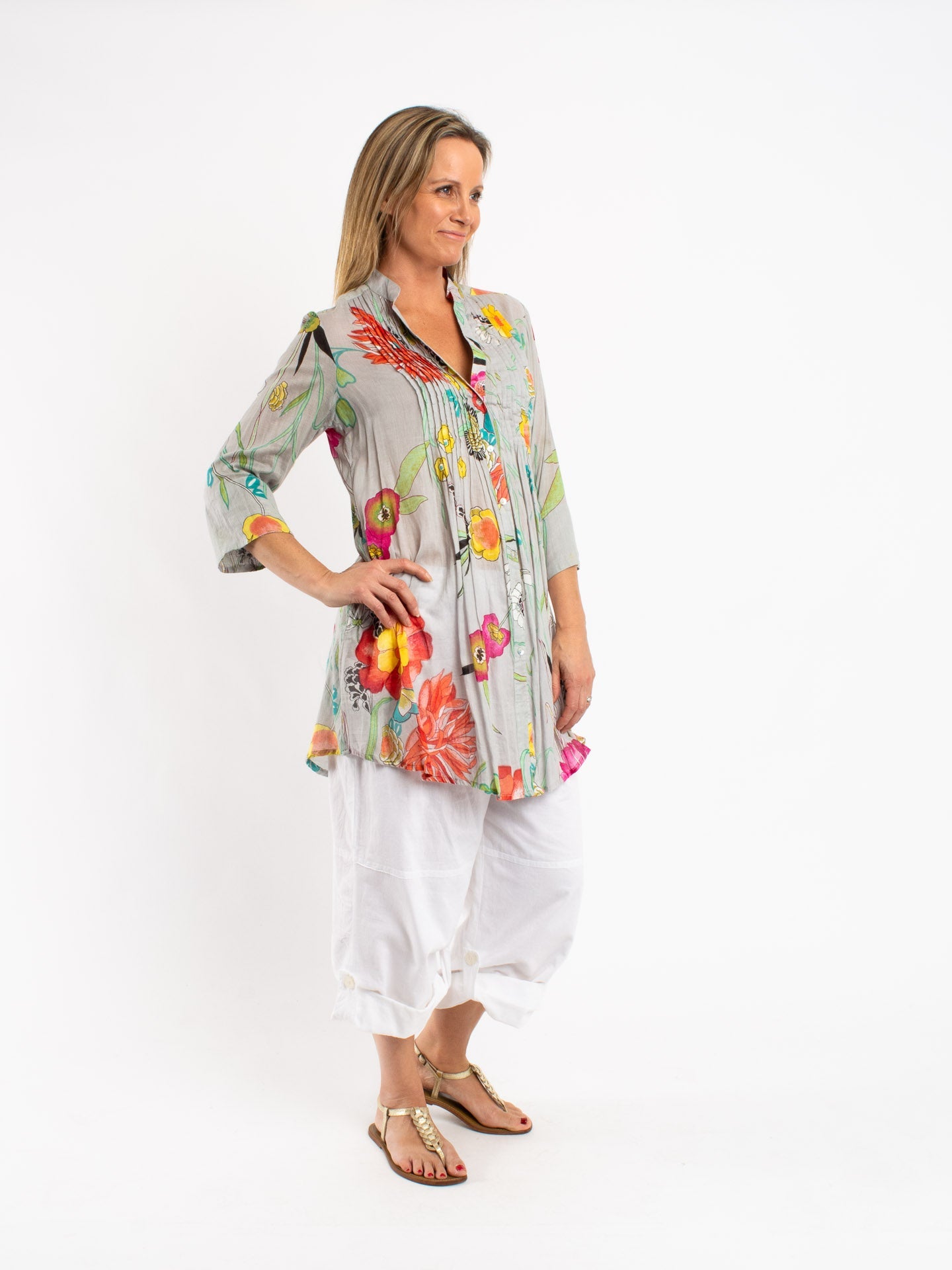 Long Pleated Shirt in Grey Floral