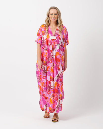 Tiwi Kaftan in Kaleido Pink