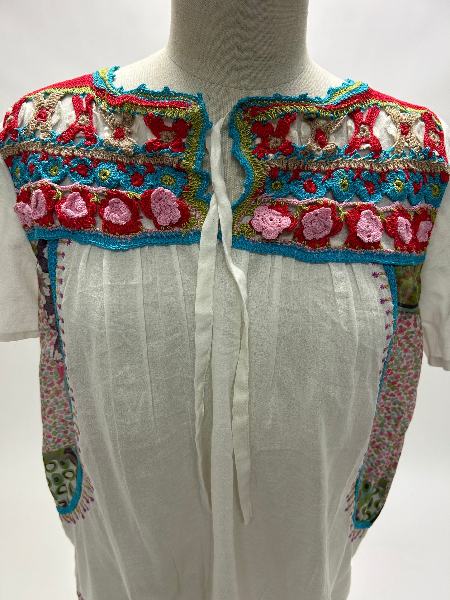 Embroidered Tunic Top in Moss Cotton and Cotton Silk