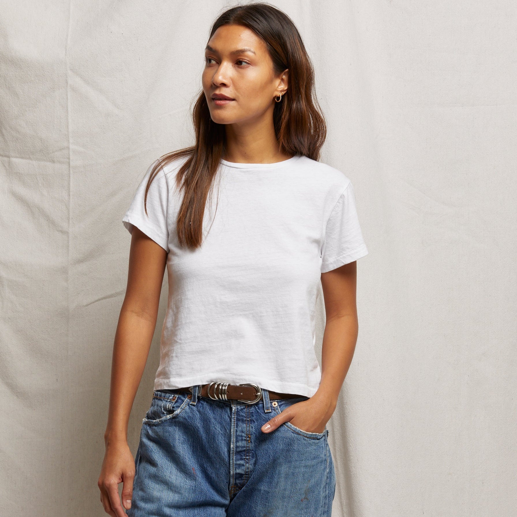 Perfect White Tee Lisa Slim Crew Tee
