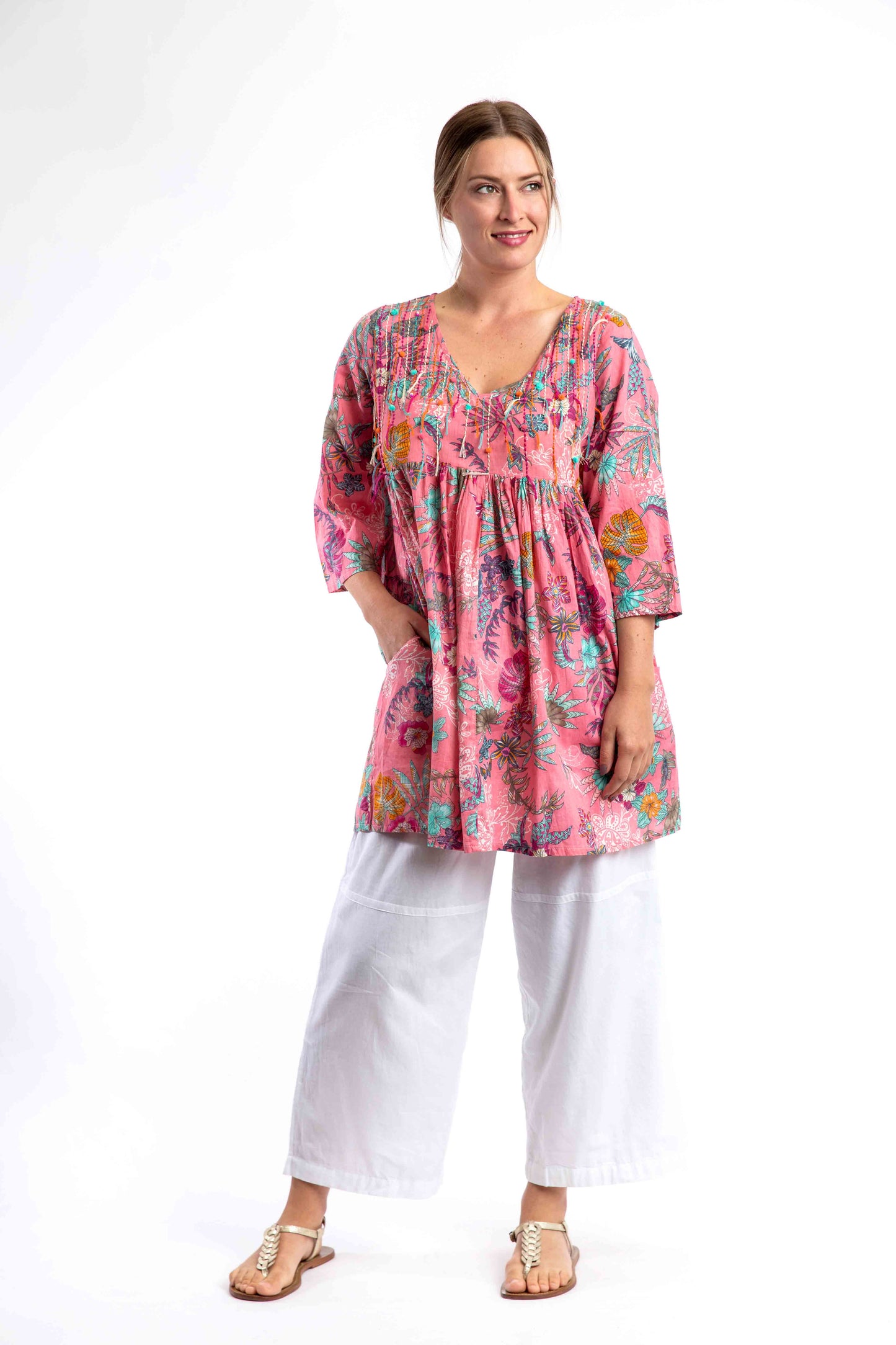 Dorrigo Embroidered Long Top in Carissma Garden