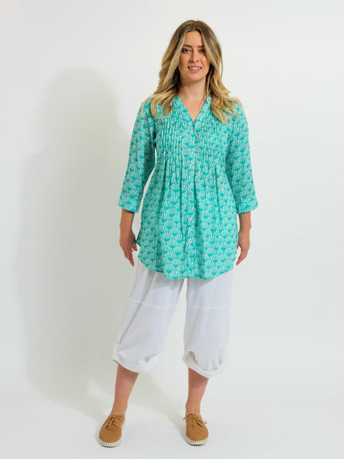 Palm Cove Top in Teal Fan